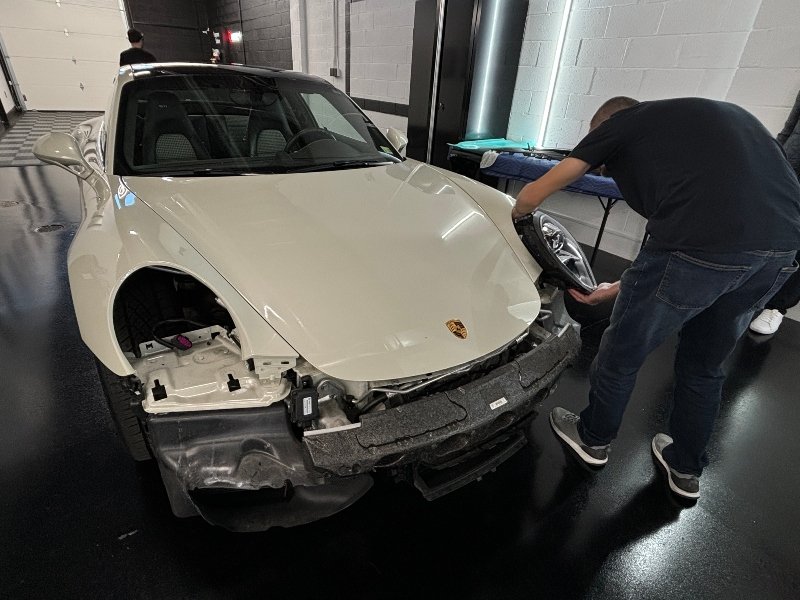 Luxe Headlight Restoration Services 01 Luxe Headlight Restoration Services 01
